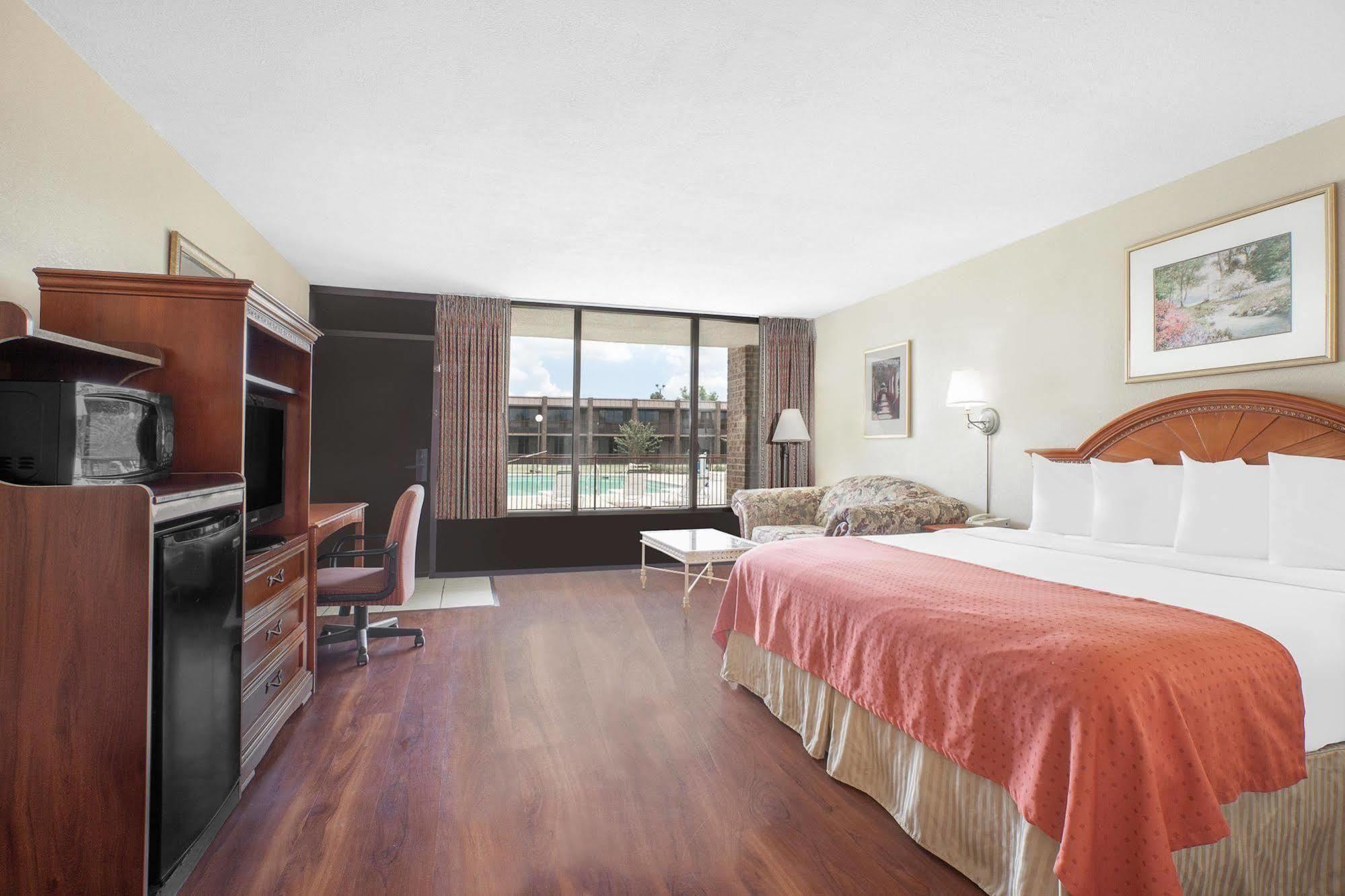 Motel Baymont By Wyndham Paris Zewnętrze zdjęcie